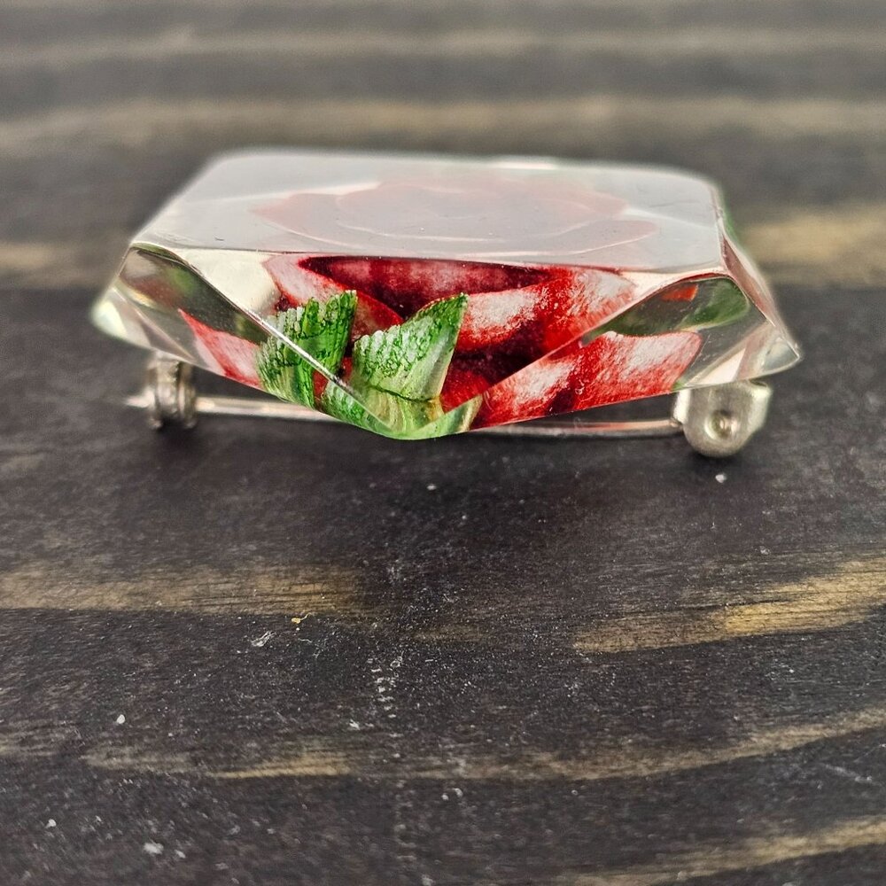 Vintage 1970's Rose Embedded Lucite Geometric Brooch - Picture 5 of 5